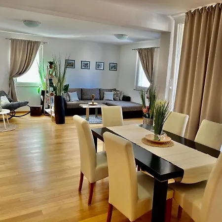 David Biograd Na Moru