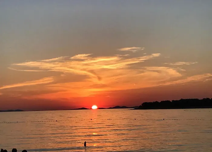 David Апартаменты *