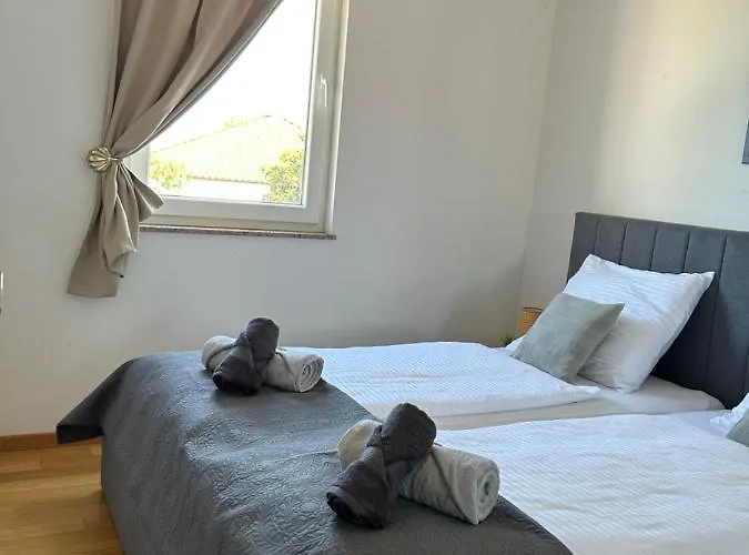 David Апартаменты *